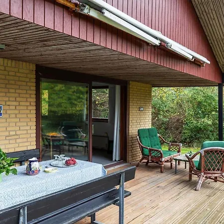 Semesterbostad 1662-hundested-kongelysvej-11 *